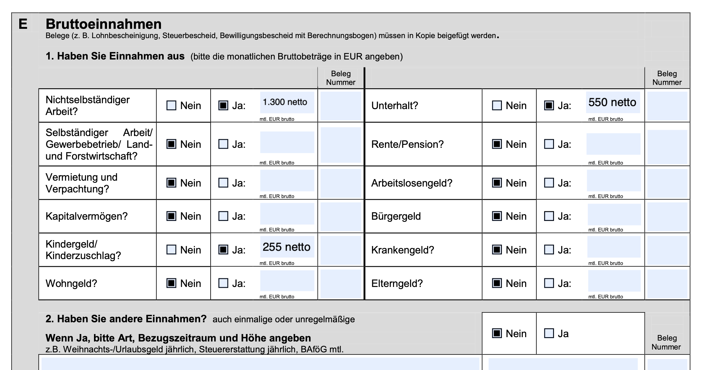 Eine Tabelle die Angaben zu Bruttoeinnahmen erfasst, darunter „Nichtselbständige Arbeit“, „Unterhalt“ und „Kindergeld/Kinderzuschlag“.