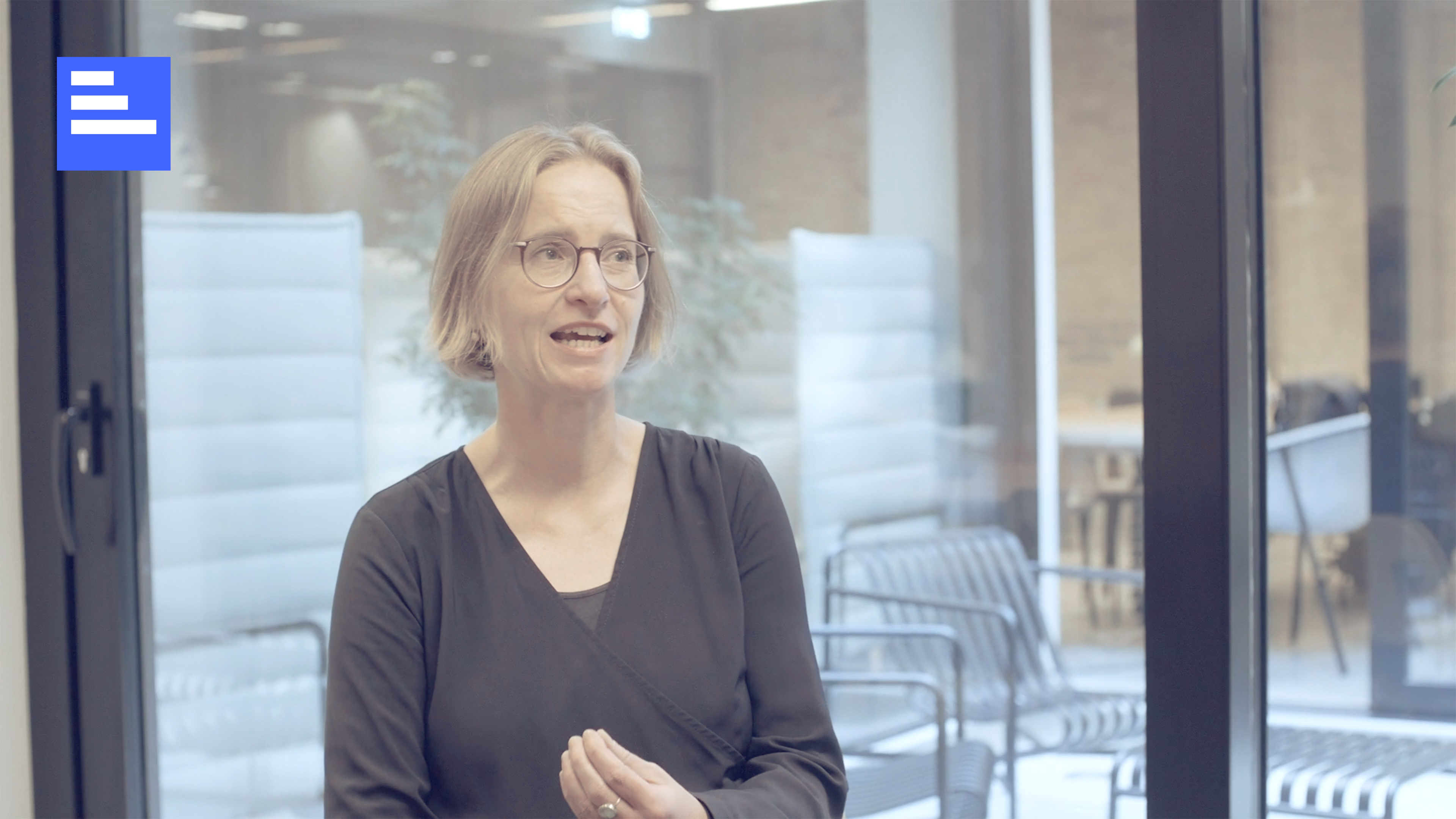 Beatric Lindner aus dem ehemaligen Bundesministerium der Justiz und für Verbraucherschutz und  Daniel Scherr von der Antidiskriminierungsstelle beantworten die Frage „Wie war die Zusammenarbeit mit den Fellows“