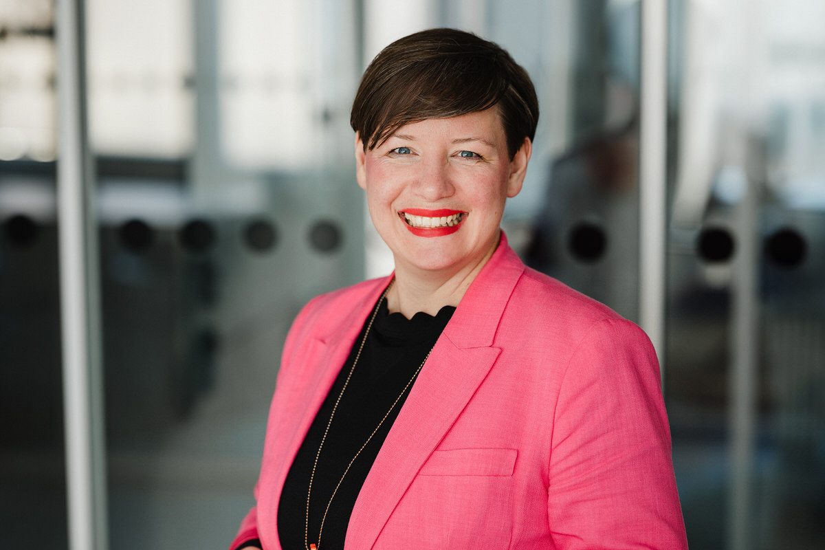 Porträtbild von Katrin Lutkemöller Shaw